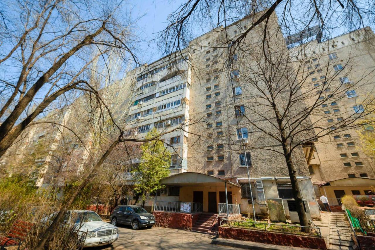 Апартаменти Самал на проспекте Ленина Алмати Екстер'єр фото